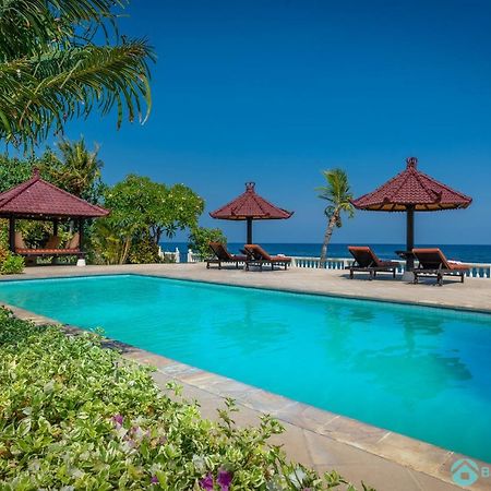Villa Namaste - Beachfront At Lovina 10P, Pool, Bbq Banjar  エクステリア 写真