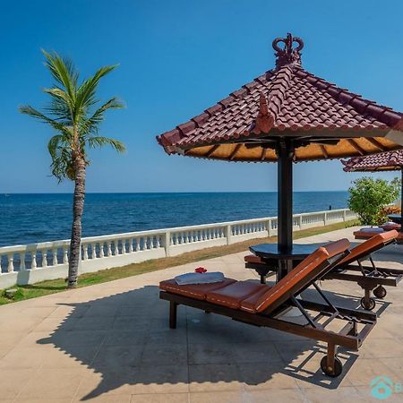 Villa Namaste - Beachfront At Lovina 10P, Pool, Bbq Banjar  エクステリア 写真