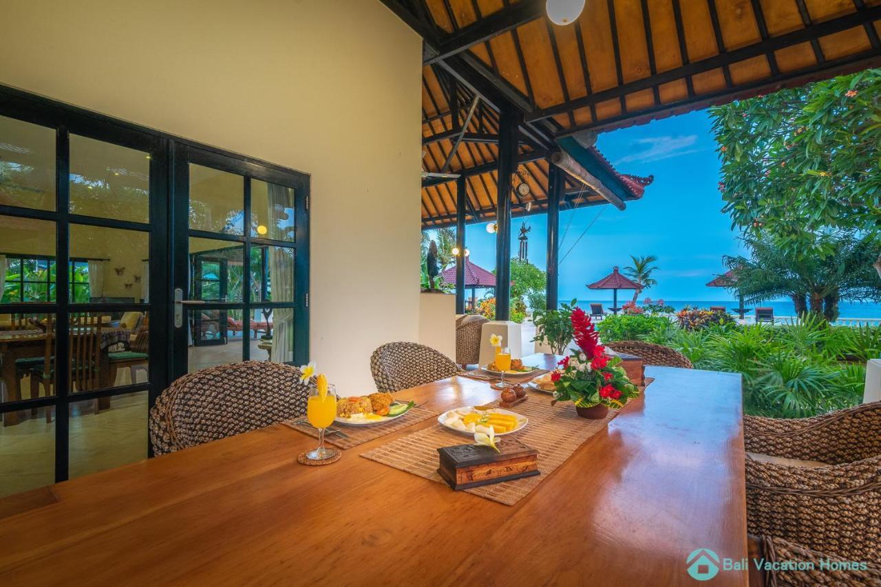Villa Namaste - Beachfront At Lovina 10P, Pool, Bbq Banjar  エクステリア 写真