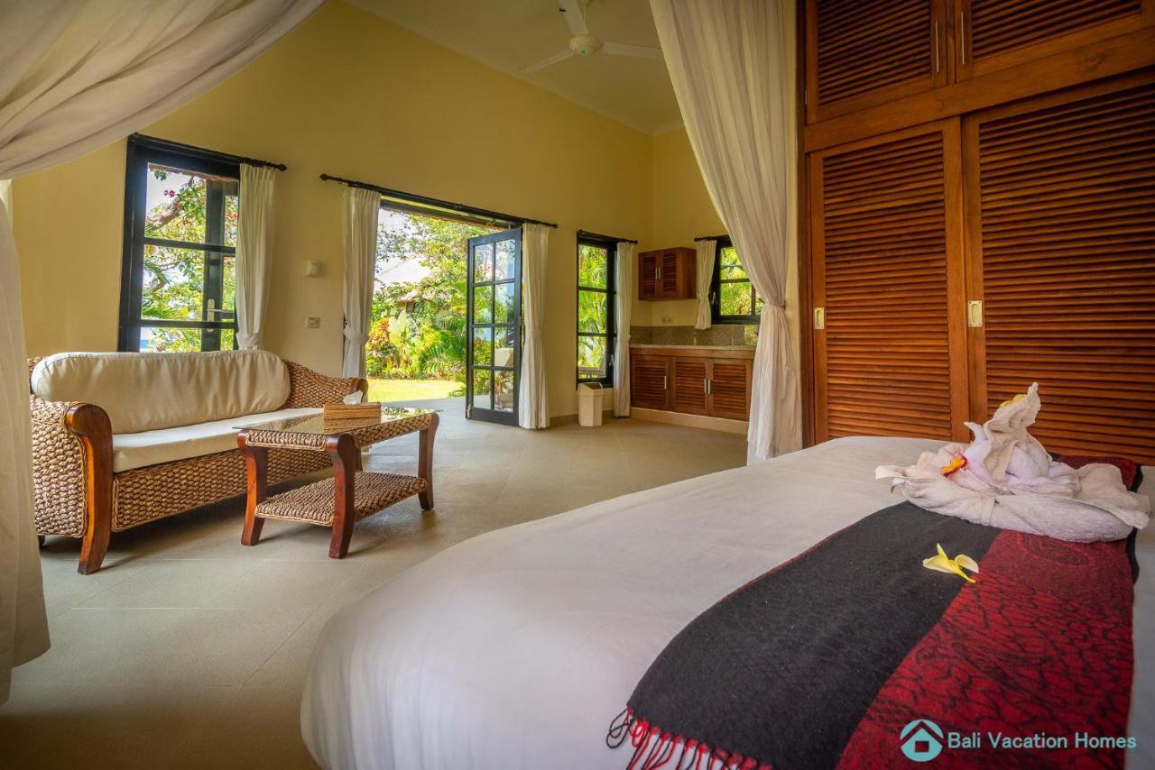 Villa Namaste - Beachfront At Lovina 10P, Pool, Bbq Banjar  エクステリア 写真