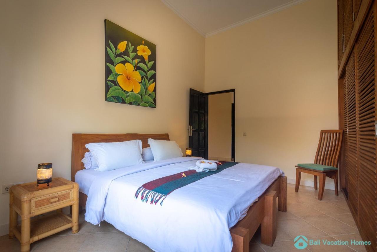 Villa Namaste - Beachfront At Lovina 10P, Pool, Bbq Banjar  エクステリア 写真