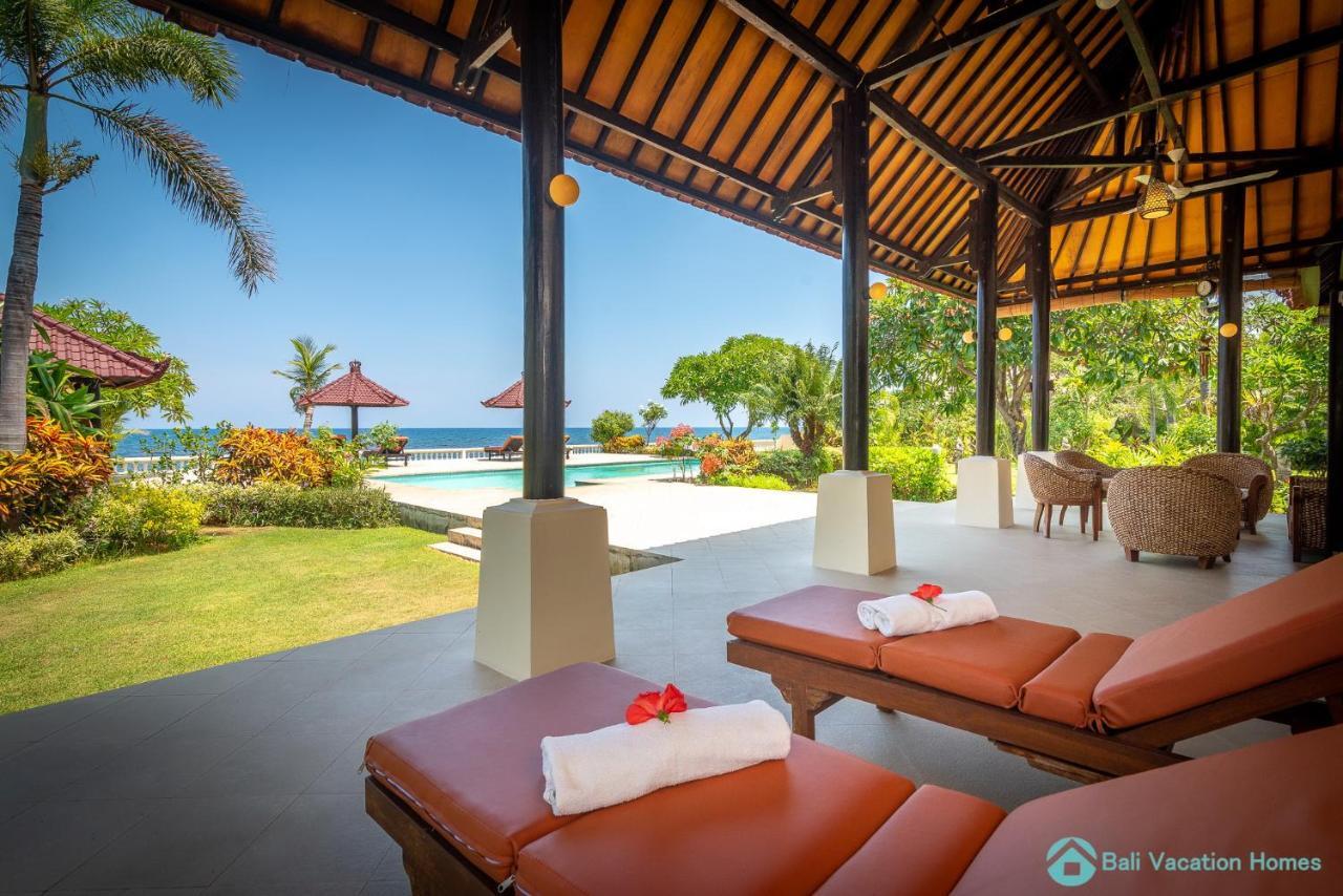 Villa Namaste - Beachfront At Lovina 10P, Pool, Bbq Banjar  エクステリア 写真