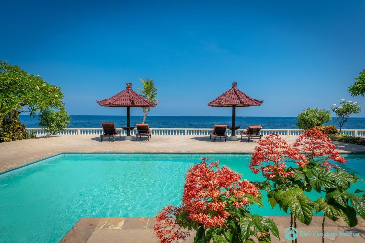 Villa Namaste - Beachfront At Lovina 10P, Pool, Bbq Banjar  エクステリア 写真
