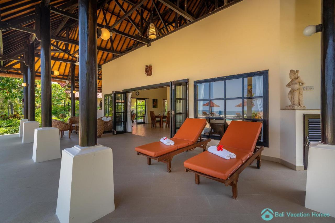 Villa Namaste - Beachfront At Lovina 10P, Pool, Bbq Banjar  エクステリア 写真